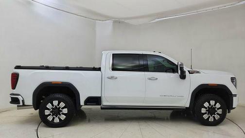 Summit White 2025 GMC Sierra 3500 Denali