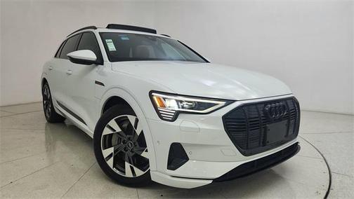 2023 Audi e-tron Premium quattro