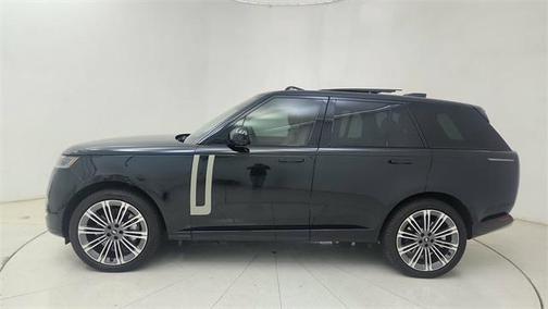 2023 Land Rover Range Rover P530 SE