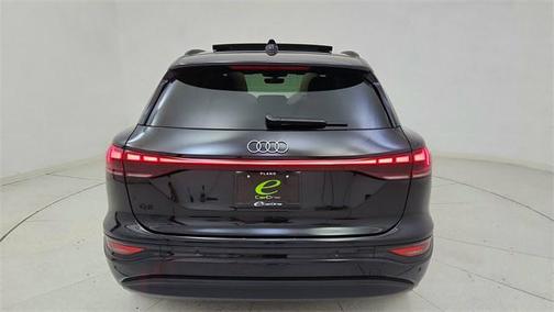 2025 Audi Q6 e-tron Premium Plus quattro