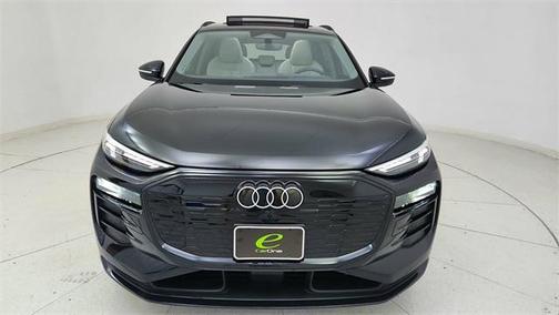 2025 Audi Q6 e-tron Premium Plus quattro