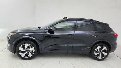 2025 Audi Q6 e-tron Premium Plus quattro