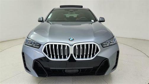 2025 BMW X6 xDrive40i
