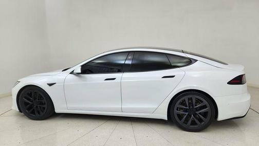 Pearl White Multi-Coat 2023 Tesla Model S Standard Range