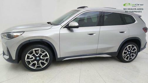 Silver Metallic 2025 BMW X1 xDrive28i
