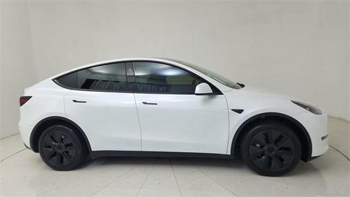 2025 Tesla Model Y Long Range Dual Motor All-Wheel Drive