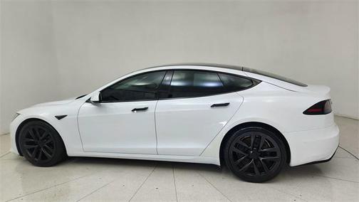 2022 Tesla Model S Base