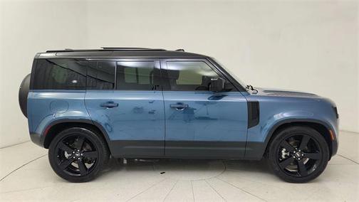 2024 Land Rover Defender 110 P300