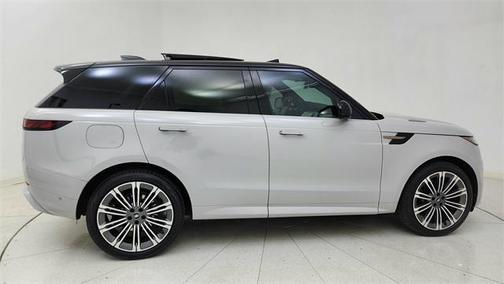 2024 Land Rover Range Rover Sport SE