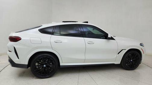 2026 BMW X6 xDrive40i