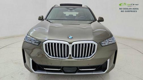 Green Metallic 2026 BMW X5 sDrive40i