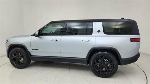2024 Rivian R1S Adventure