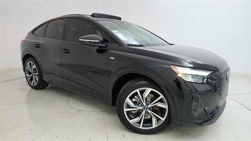 2025 Audi Q4 e-tron Sportback Premium 55 quattro