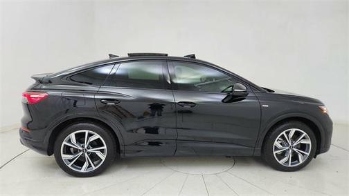 2025 Audi Q4 e-tron Sportback Premium 55 quattro