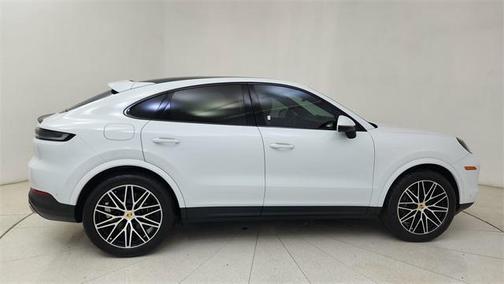 2024 Porsche Cayenne Base