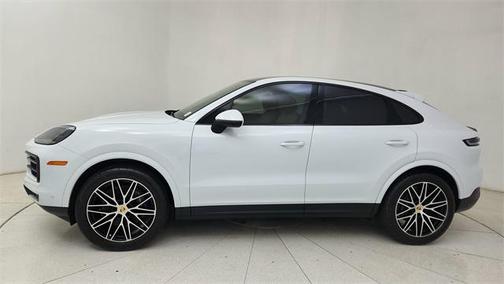 2024 Porsche Cayenne Base