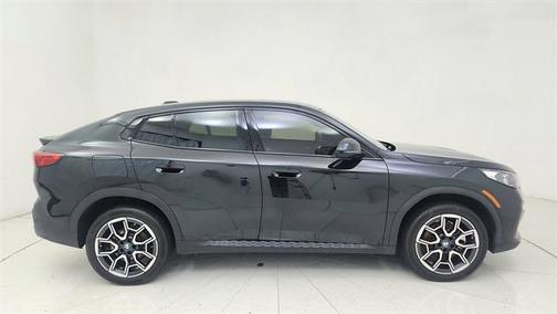 2024 BMW X2 xDrive28i