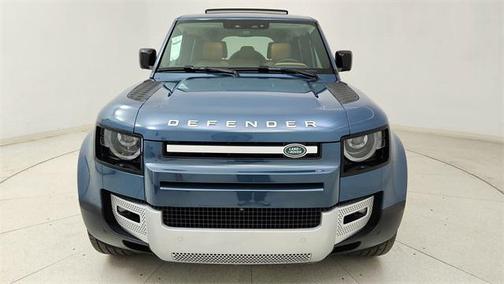 2024 Land Rover Defender 110 P500 SE