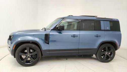 2024 Land Rover Defender 110 P500 SE