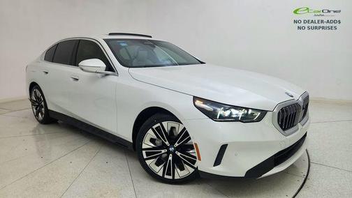 White Metallic 2026 BMW 540 xDrive
