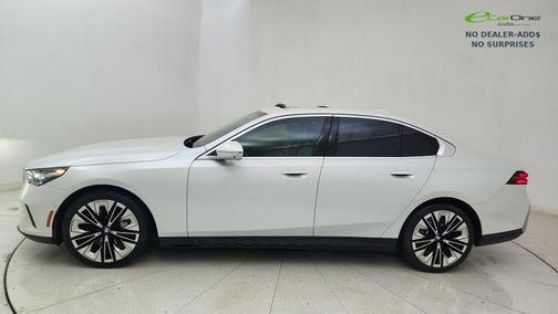 White Metallic 2026 BMW 540 xDrive
