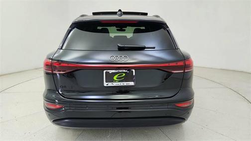 2025 Audi Q6 e-tron Premium Plus quattro