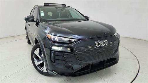 2025 Audi Q6 e-tron Premium Plus quattro