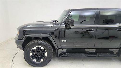 2024 GMC HUMMER EV SUV 3X