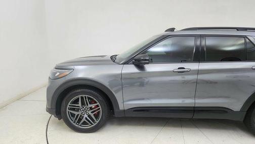 Carbonized Gray Metallic 2025 Ford Explorer ST