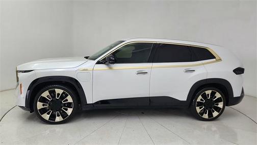 2023 BMW XM Base