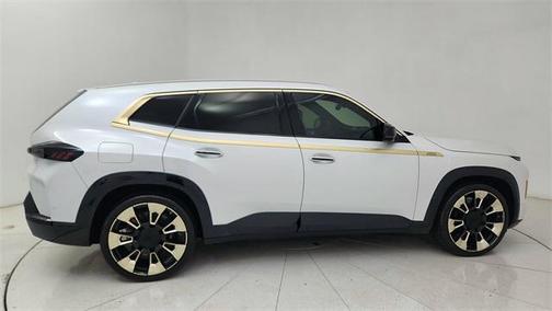 2023 BMW XM Base