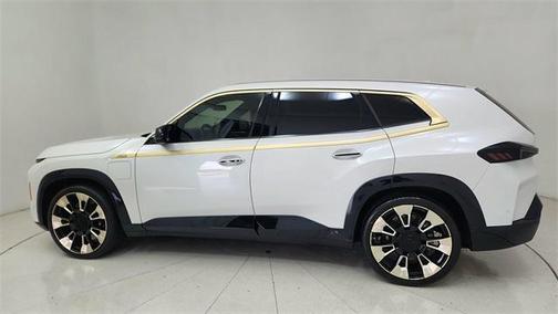 2023 BMW XM Base