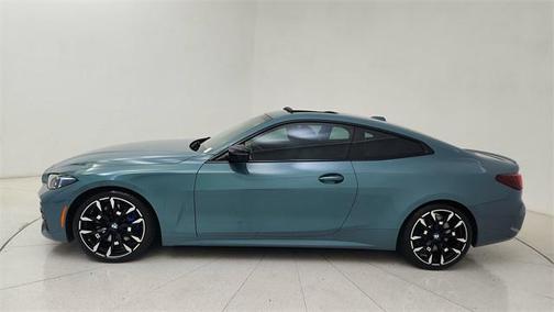2025 BMW M440 i
