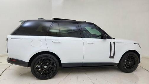 White 2025 Land Rover Range Rover P400 SE