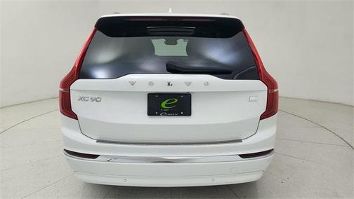 2023 Volvo XC90 Recharge Plug-In Hybrid T8 Plus 6-Seater