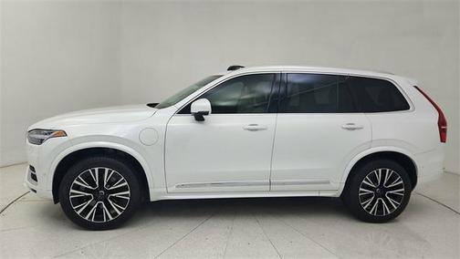 2023 Volvo XC90 Recharge Plug-In Hybrid T8 Plus 6-Seater
