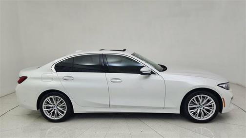 2024 BMW 330 i xDrive