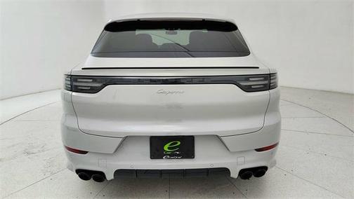 2022 Porsche Cayenne E-Hybrid S