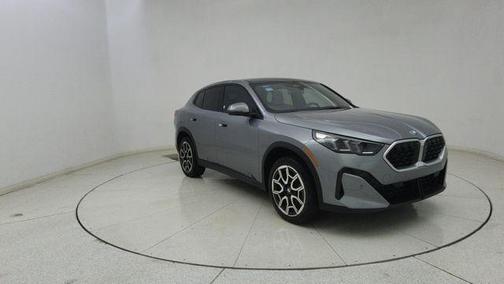 Gray Metallic 2025 BMW X2 xDrive28i