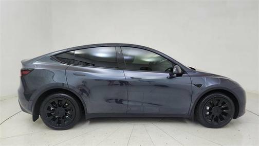 2024 Tesla Model Y Long Range Dual Motor All-Wheel Drive