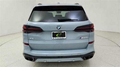 2024 BMW X5 M60i