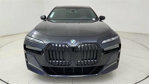 2024 BMW 760 xDrive