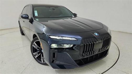 2024 BMW 760 xDrive