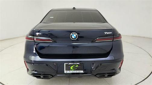 2024 BMW 760 xDrive