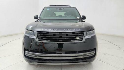 Santorini Black Metallic 2025 Land Rover Range Rover P530 SE