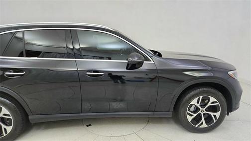 2025 Mercedes-Benz GLC 350e Base