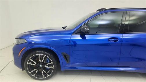 2025 BMW X5 M60i