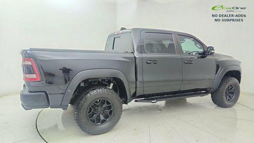 Diamond Black Crystal Pearlcoat 2022 RAM 1500 TRX