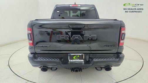Diamond Black Crystal Pearlcoat 2022 RAM 1500 TRX