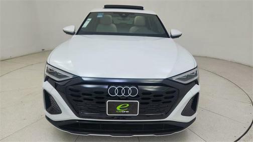 2024 Audi Q8 e-tron Premium Plus